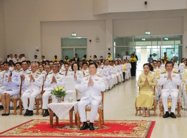 ร่วมพิธีเจริญพระพุทธมนต์และทำบุญตักบาตรถวายพระราชกุศล ... พารามิเตอร์รูปภาพ 7