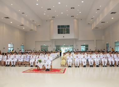 ร่วมพิธีเจริญพระพุทธมนต์และทำบุญตักบาตรถวายพระราชกุศล ... พารามิเตอร์รูปภาพ 9