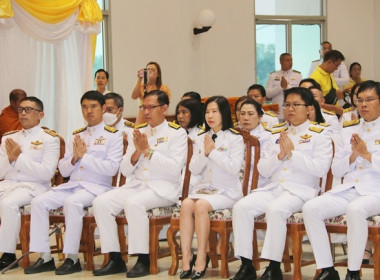 ร่วมพิธีเจริญพระพุทธมนต์และทำบุญตักบาตรถวายพระราชกุศล ... พารามิเตอร์รูปภาพ 10
