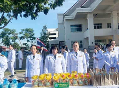 พิธีเจริญพระพุทธมนตร์และทำบุญตักบาตรถวายพระราชกุศล ... พารามิเตอร์รูปภาพ 6
