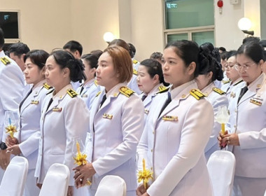 ร่วมพิธีถวายเครื่องราชสักการะและวางพานพุ่ม ... พารามิเตอร์รูปภาพ 8