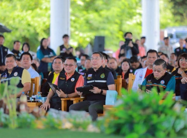 รัฐมนตรีว่าการกระทรวงเกษตรและสหกรณ์ พร้อมคณะ ... พารามิเตอร์รูปภาพ 18