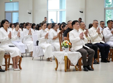 ร่วมพิธีเจริญพระพุทธมนต์และพิธีทำบุญตักบาตรถวายพระราชกุศล ... พารามิเตอร์รูปภาพ 5