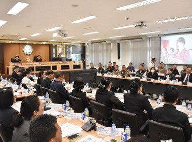 ร่วมประชุมคณะกรมการจังหวัด หัวหน้าส่วนราชการ ... พารามิเตอร์รูปภาพ 2
