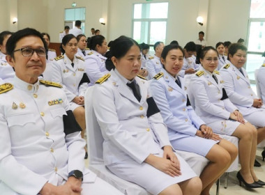 ร่วมงานรัฐพิธีวันที่ระลึกพระบาทสมเด็จพระพุทธเลิศหล้านภาลัย ... พารามิเตอร์รูปภาพ 9