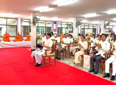 ร่วมพิธีทำบุญตักบาตรและพิธีเวียนเทียนในกิจกรรมโครงการวันสำคัญทางพระพุทธศาสนา วันมาฆบูชา ... พารามิเตอร์รูปภาพ 6