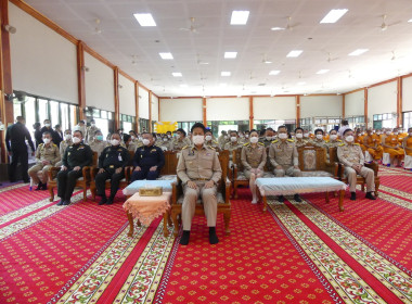 ร่วมพิธีมอบเกียรติบัตรและถวายภัตตาหารเพลพระสงฆ์โครงการบรรพชาอุปสมบท 99 รูป ... พารามิเตอร์รูปภาพ 2