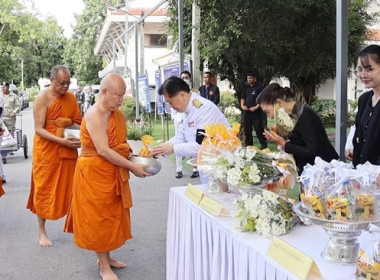 ร่วมพิธีบำเพ็ญกุศลสัตตมวาร 7 วัน เพื่ออุทิศถวายพระกุศล ... พารามิเตอร์รูปภาพ 13