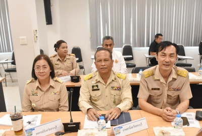 ร่วมประชุมคณะกรมการจังหวัด หัวหน้าส่วนราชการ ... พารามิเตอร์รูปภาพ 1