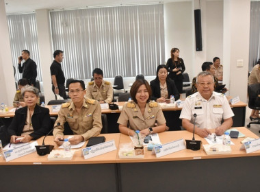 ร่วมประชุมคณะกรมการจังหวัด หัวหน้าส่วนราชการ ... พารามิเตอร์รูปภาพ 7