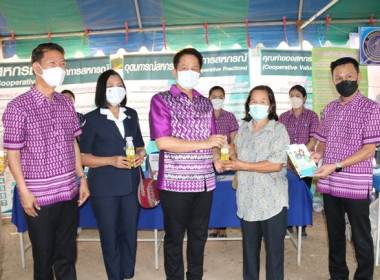 ร่วมโครงการหน่วยบำบัดทุกข์ บำรุงสุข สร้างรอยยิ้มให้ประชาชน” ... พารามิเตอร์รูปภาพ 42