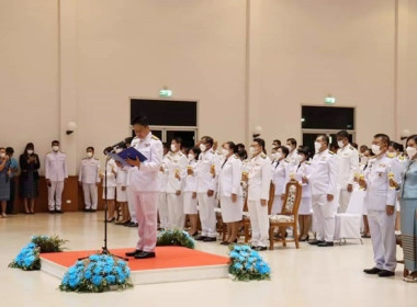 (ภาคค่ำ) ร่วมพิธีถวายเครื่องราชสักการะและวางพานพุ่ม ... พารามิเตอร์รูปภาพ 8