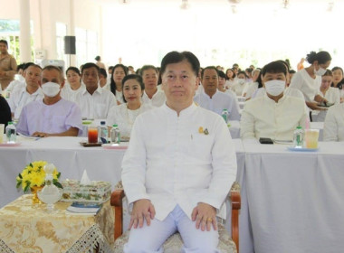 เข้าพิธีเจริญพระพุทธมนต์เฉลิมพระเกียรติพระบาทสมเด็จพระเจ้าอยู่หัวฯ ... พารามิเตอร์รูปภาพ 1
