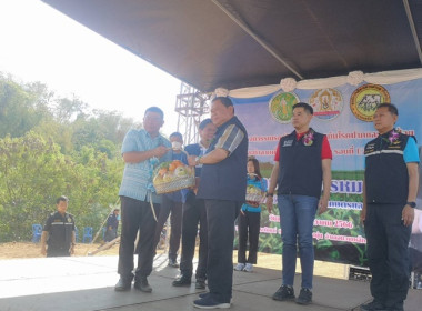 ร่วมพิธีเปิดโครงการรณรงค์ฉีดวัดซีนป้องกันโรคปากและเท้าเปื่อย​ โรคเฮโมรายิกเซปทิซีเมีย​ และการทำลายเชื้อโรคคในพื้นที่เสี่ยงรอบที่​ 1 ประจำปี ​2567 ... พารามิเตอร์รูปภาพ 6