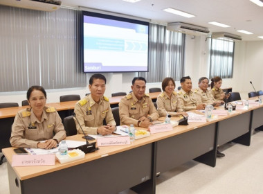 ร่วมประชุมคณะกรมการจังหวัด หัวหน้าส่วนราชการ ... พารามิเตอร์รูปภาพ 5