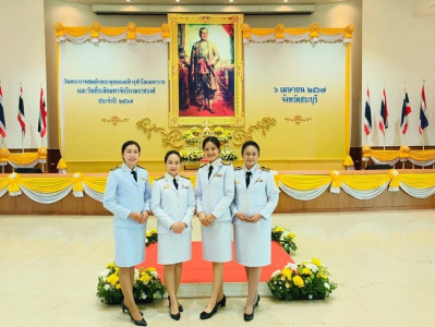 ร่วมพิธี วันพระบาทสมเด็จพระพุทธยอดฟ้าจุฬาโลกมหาราช ... พารามิเตอร์รูปภาพ 1