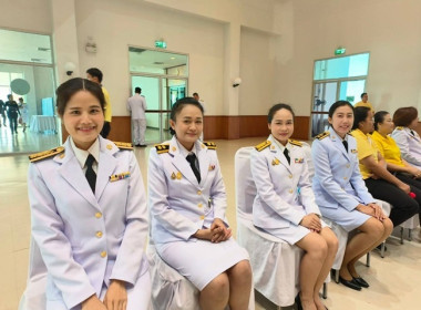 ร่วมพิธี วันพระบาทสมเด็จพระพุทธยอดฟ้าจุฬาโลกมหาราช ... พารามิเตอร์รูปภาพ 4