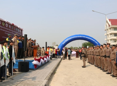 ร่วมพิธีปล่อยแถวตำรวจในการรักษาความปลอดภัยในชีวิตและทรัพย์สินและอำนวยความสะดวกการจราจรให้กับประชาชนและเปิดศูนย์ป้องกันอุบัติเหตุเทศกาลสงกรานต์ พ.ศ.2567 จังหวัดสระบุรี ... พารามิเตอร์รูปภาพ 10