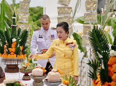 พิธีจัดทำน้ำพระพุทธมนต์ศักดิ์สิทธิ์ เนื่องในโอกาสปีมหามงคล ... พารามิเตอร์รูปภาพ 11