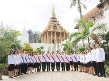 ร่วมพิธีเวียนเทียนสมโภชน้ำพระพุทธมนต์ศักดิ์สิทธิ์ ... พารามิเตอร์รูปภาพ 7