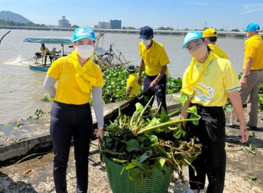 ร่วมกิจกรรมจิตอาสาพัฒนาปรับปรุงภูมิทัศน์ชุมชนริมแม่น้ำ/คู/คลอง เนื่องในวันคล้ายวันสวรรคตพระบาทสมเด็จพระบรมชนกาธิเบศร มหาภูมิพลอดุลยเดชมหาราช บรมนาถบพิตร(รัชกาลที่ 9 ) ... พารามิเตอร์รูปภาพ 4