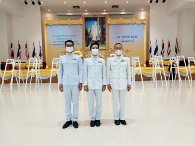 ร่วมพิธีวางพวงมาลา ในกิจกรรมน้อมรำลึกในพระมหากรุณาธิคุณ ... พารามิเตอร์รูปภาพ 1