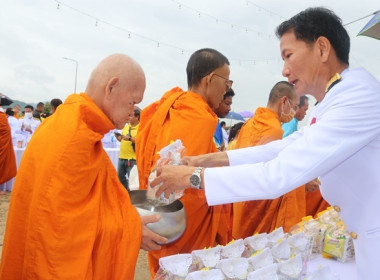 ร่วมพิธีงานเฉลิมพระเกียรติพระบาทสมเด็จพระเจ้าอยู่หัว ... พารามิเตอร์รูปภาพ 24