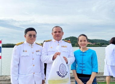 ร่วมพิธีเจริญพระพุทธมนต์ ... พารามิเตอร์รูปภาพ 7