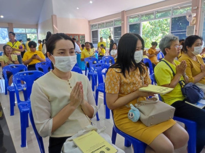 ร่วมพิธีพิธีเจริญพระพุทธมนต์เฉลิมพระเกียรติ ... พารามิเตอร์รูปภาพ 1